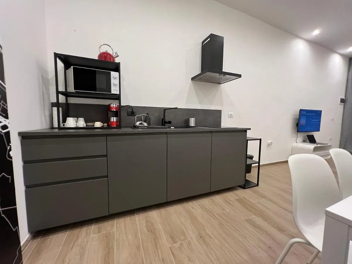 Pensjonat Citywise Vittorio - Independent Apartment Near Bari Central Station